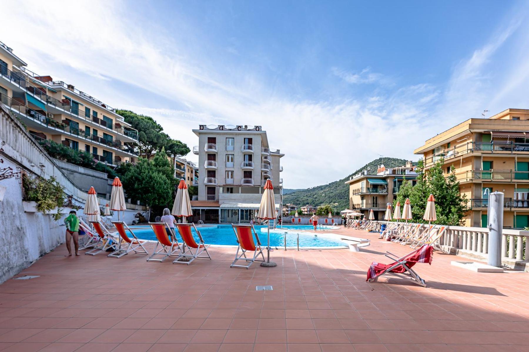 Appartement La Dimora Della Lullu, Luxury à Pietra Ligure Extérieur photo