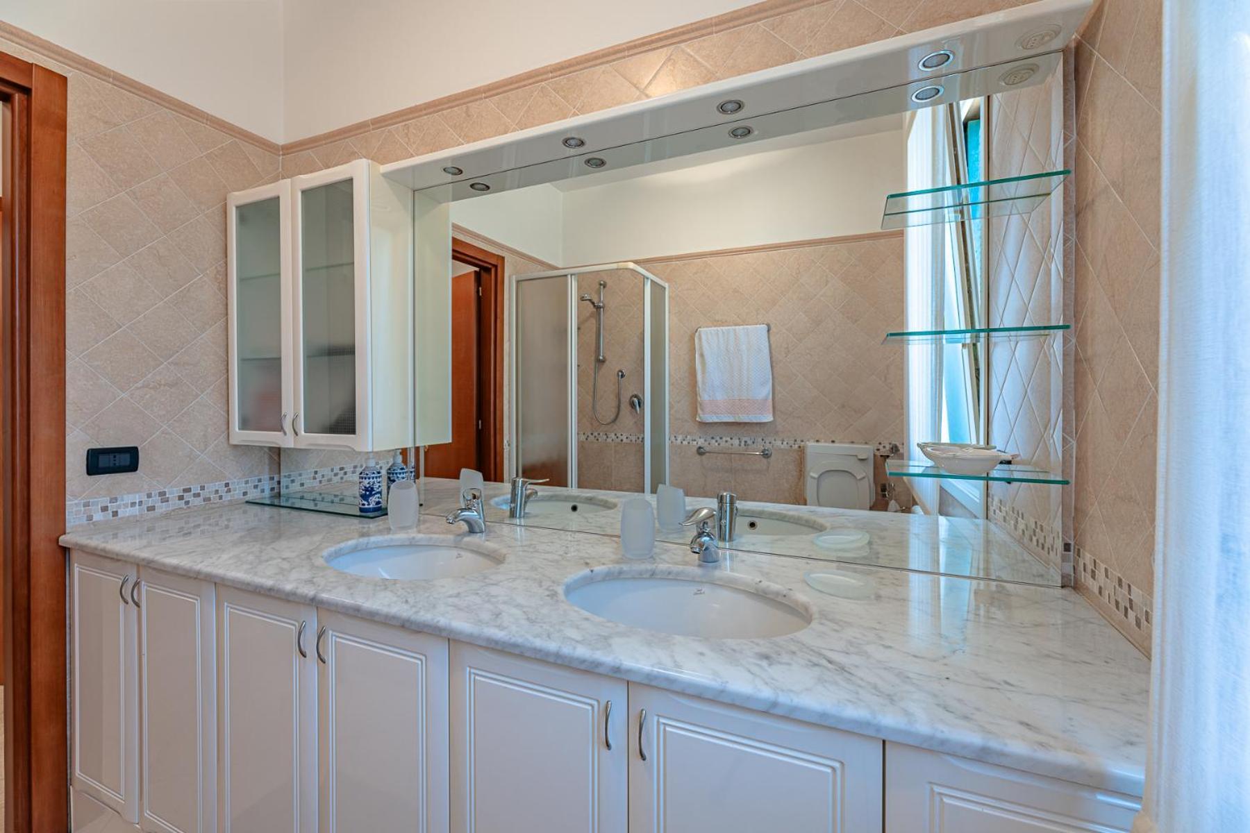 Appartement La Dimora Della Lullu, Luxury à Pietra Ligure Extérieur photo